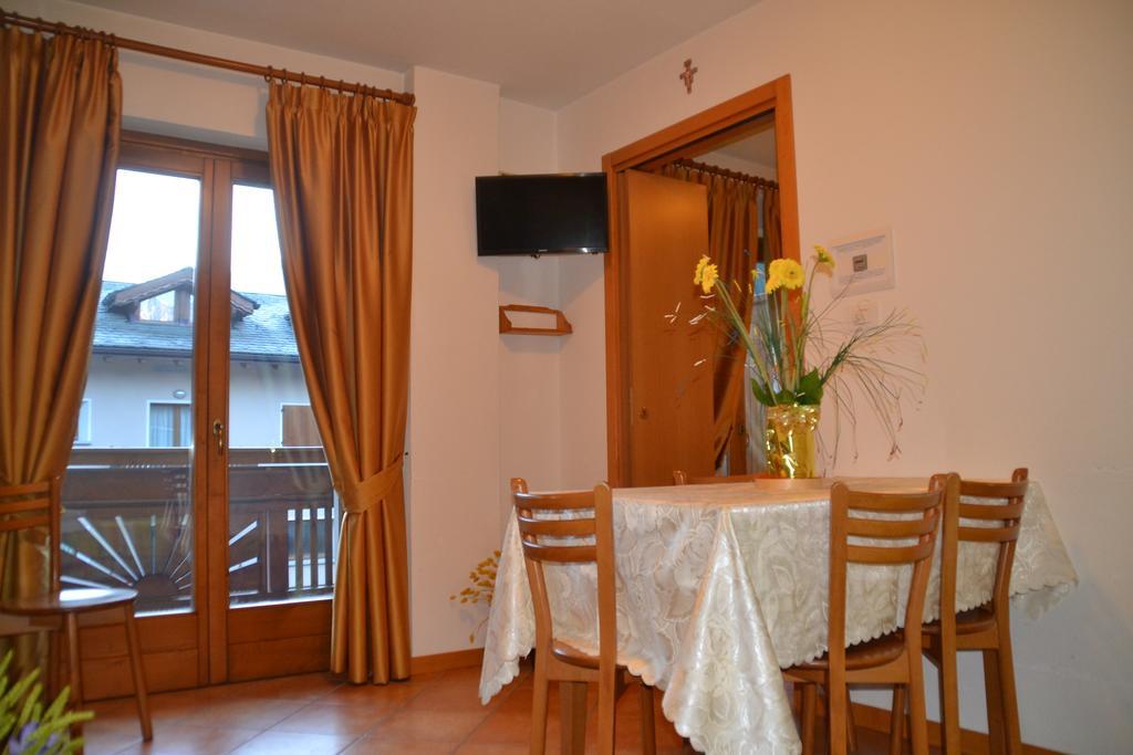 Baita Dei Pini Campodolcino Room photo
