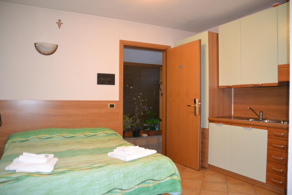 Baita Dei Pini Campodolcino Room photo