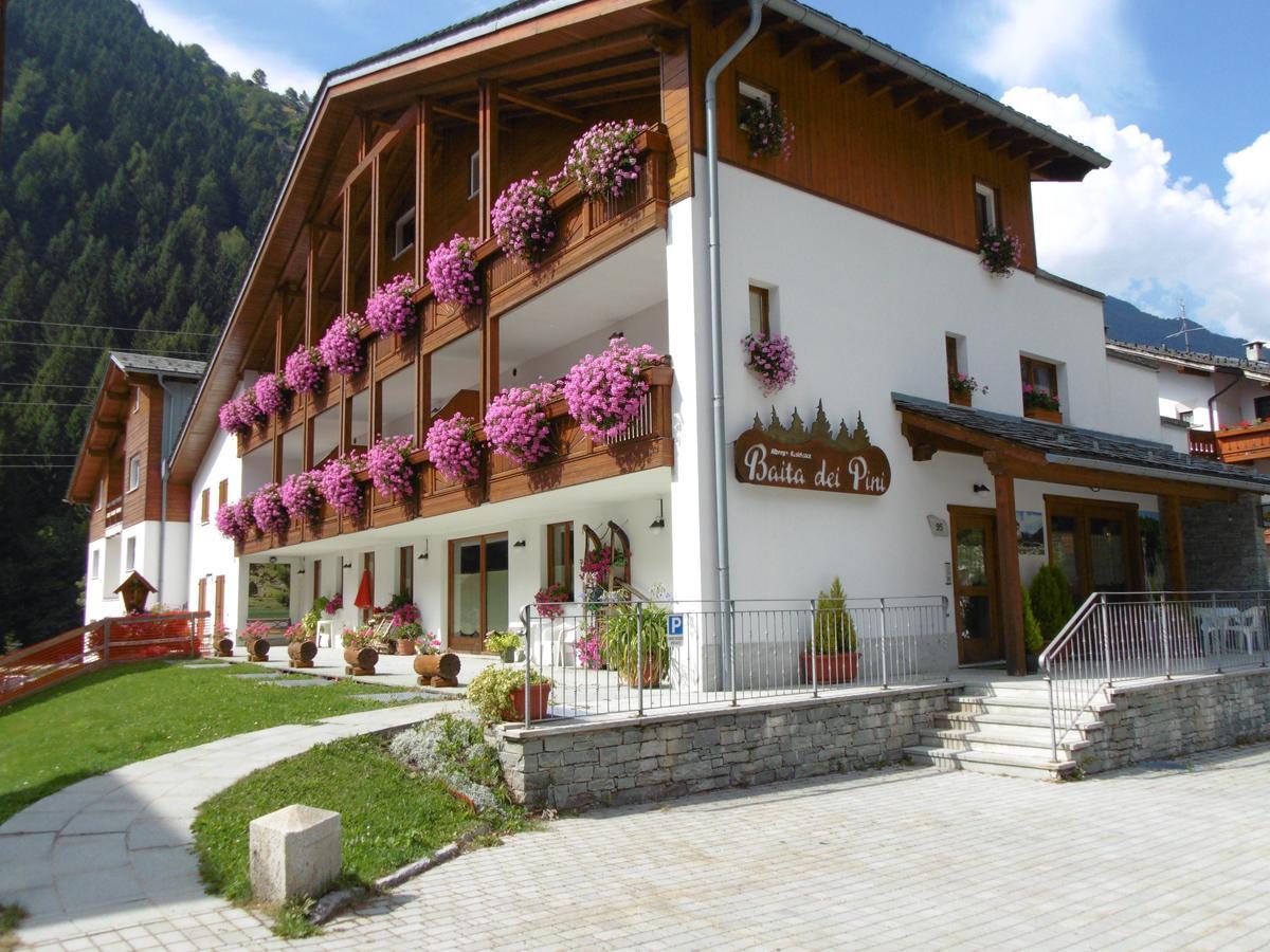 Baita Dei Pini Campodolcino Exterior photo